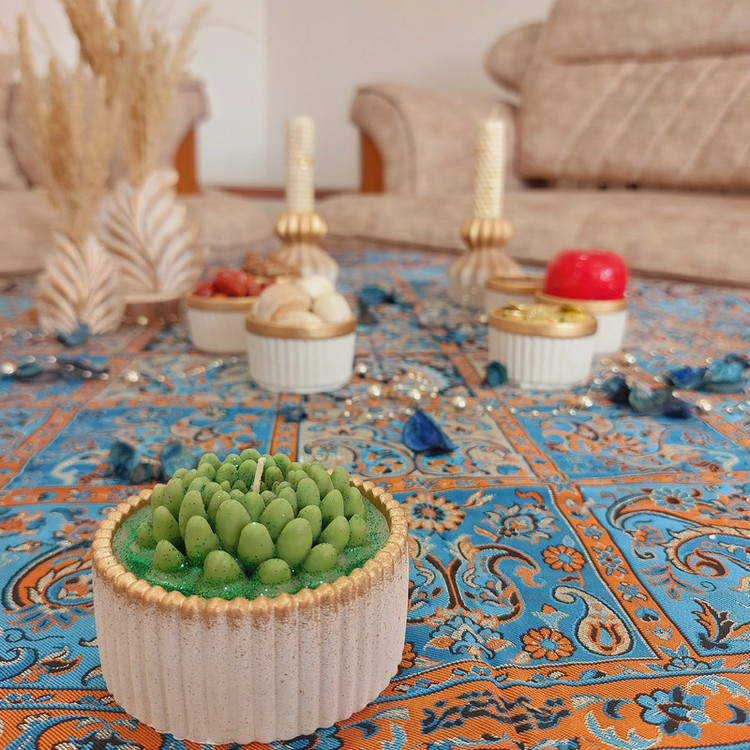 نمای نزدیک از شات شمع طرح سبزه