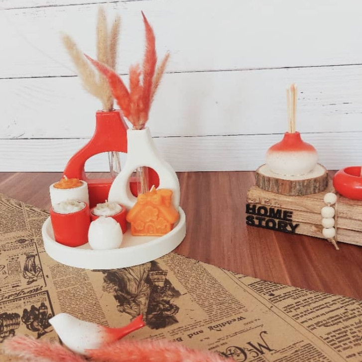 چیدمان کامل ست دکوری رومیزی بتنی طرح کلبه رنگ سفید _ نارنجی